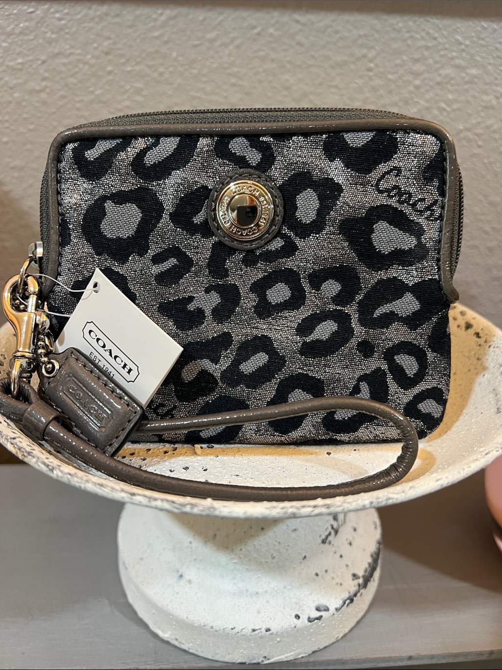 Coach Metallic Ocelot Leopard Print Wristlet Wallet - Silver/Gray (Purple) Nwt
